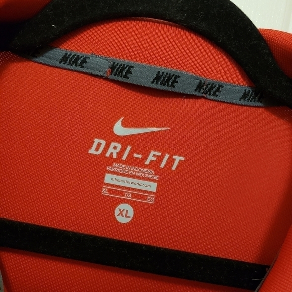 EC Nike Dri-Fit Red & White Full zip jacket size XL athlesiure - Picture 2 of 10